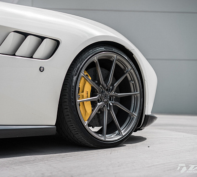 Фото дисков Vossen M-X2 на Ferrari GTC4Lusso