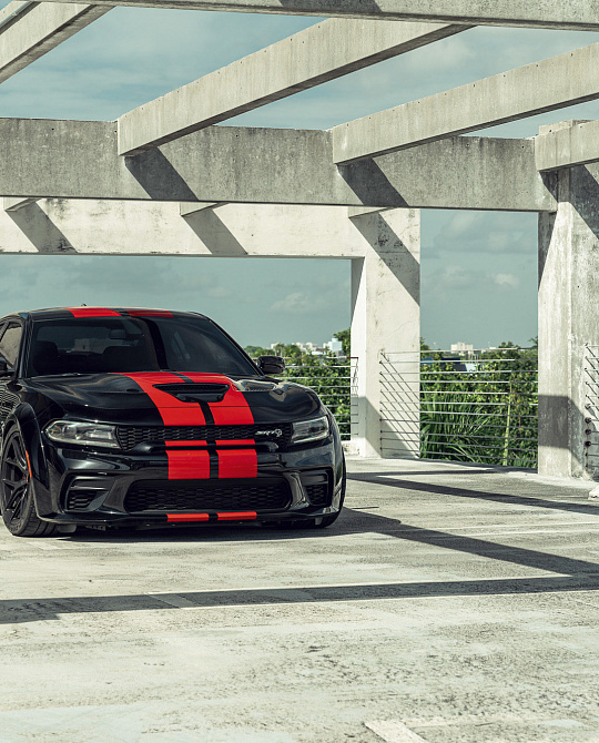 Фото дисков HF-5 Черный сатин на Dodge Charger VII
