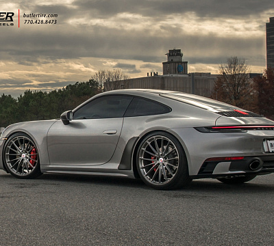 Фото дисков HRE P103 на Porsche 911 VIII