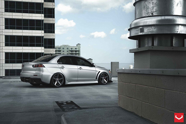 Фото дисков Vossen CV3 Сатиновый графит на Mitsubishi Lancer X