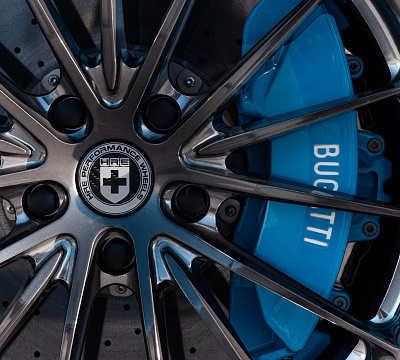 Фото дисков HRE P103 на Bugatti Chiron