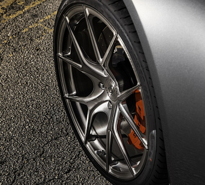 Фото дисков Strasse Wheels SM5R Deep Concave Monoblock на Mercedes-Benz AMG GT I