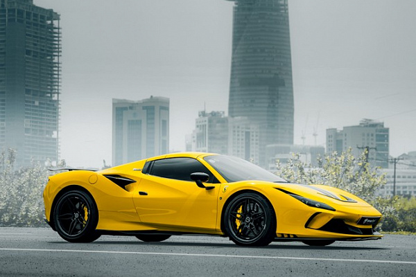 Фото дисков Brixton Forged PF2 Черный сатин на Ferrari F8