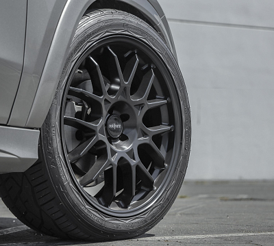Фото дисков Rotiform ZWS на Mercedes-Benz GLE II