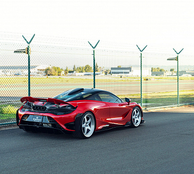 Фото дисков HRE 527 на McLaren 720S