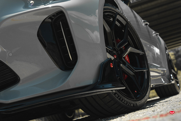 Фото дисков Vossen EVO-3 Черный глянец на Kia Stinger