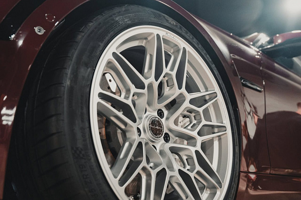 Фото дисков Brixton Forged FDE06 Серебро на BMW 3/M3 (F3x/F80)