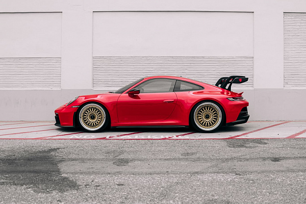 Фото дисков Brixton Forged TR20 Сатиновое золото на Porsche 911 VIII