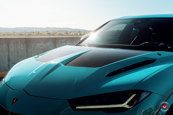 Фото дисков Vossen S21-08 Глянцевый тонированный лак на Lamborghini Urus