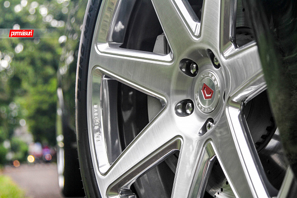 Фото дисков Vossen CG-207 Глянцевый лак на Mercedes-Benz S-Class (W222, C217)