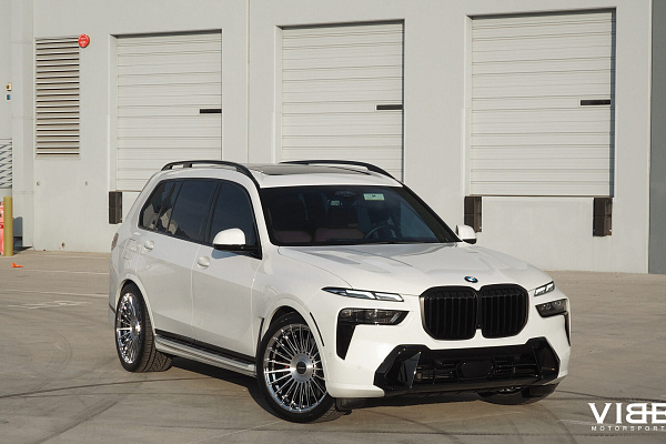 Фото дисков Vossen HF-8 Глянцевый лак на BMW X7 (G07)