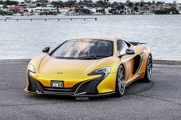 Фото дисков Strasse Wheels SM5R Deep Concave FS Сатиновый тонированный лак на McLaren 650S