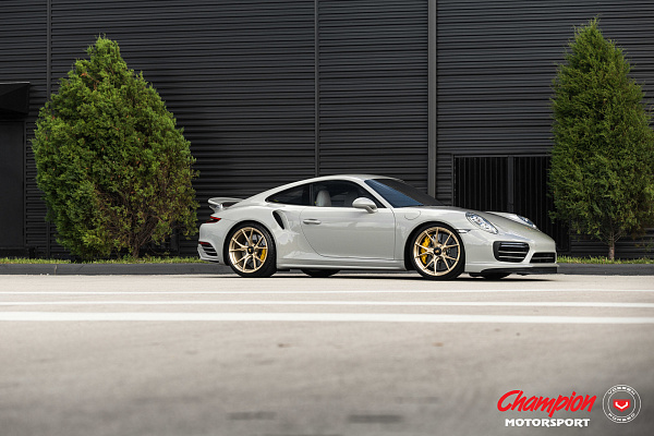 Фото дисков Vossen RS74 Глянцевое золото на Porsche 911 VII
