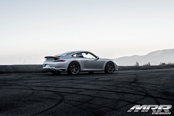 Фото дисков MRR FS06 Глянцевый графит на Porsche 911 VII