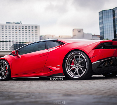 Фото дисков Strasse Wheels SM5R Deep Concave FS на Lamborghini Huracan