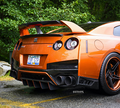 Фото дисков Strasse Wheels SV2T Deep Concave FS на Nissan GT-R