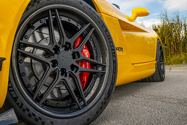 Фото дисков Strasse Wheels SV2-6 Deep Concave FS Черный матовый на Dodge Viper