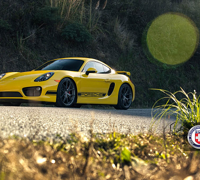 Фото дисков HRE P101 на Porsche Cayman II