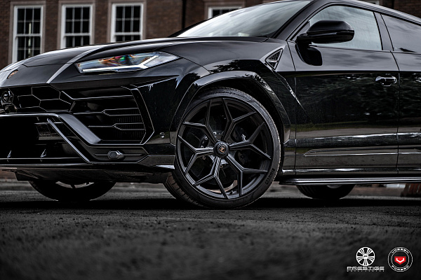 Фото дисков NOVITEC NL4 Черный сатин на Lamborghini Urus