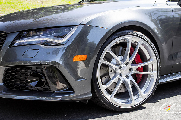 Фото дисков CEC C882 Глянцевый лак на Audi A/RS 7 (4G)