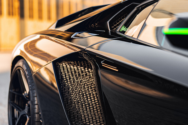 Фото дисков Brixton Forged PF7 Черный глянец на Lamborghini Aventador