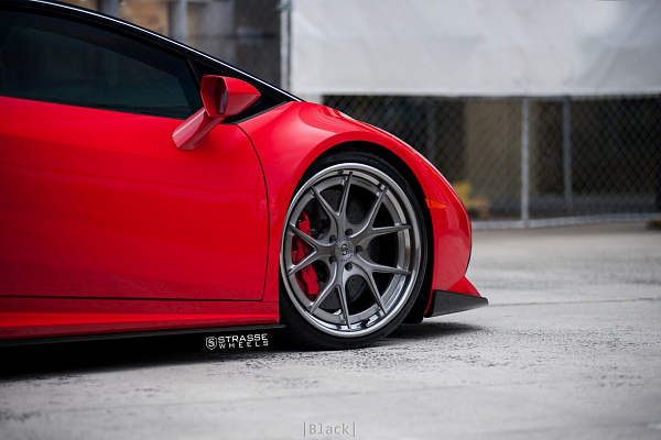 Фото дисков Strasse Wheels SM5R Deep Concave FS Сатиновый темный лак на Lamborghini Huracan
