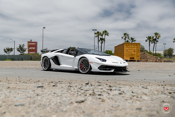 Фото дисков Vossen S17-01 (3-Piece) Глянцевый темный лак на Lamborghini Aventador