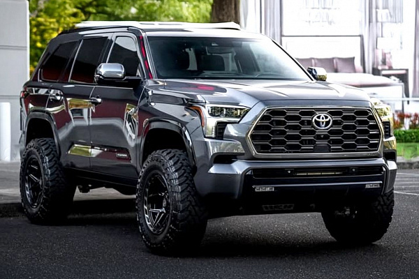 Toyota Sequoia III