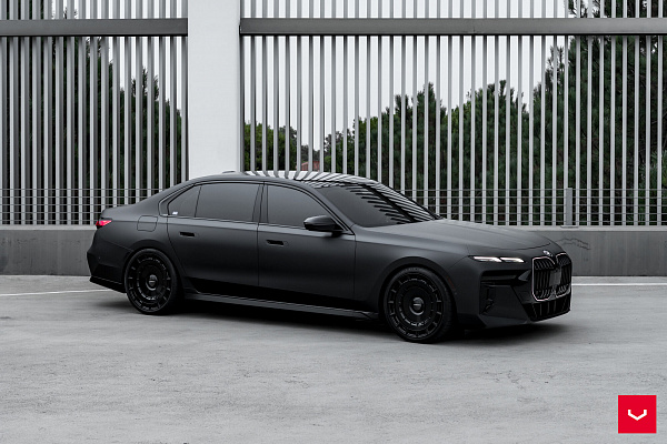 Фото дисков Vossen HF-9 Черный глянец на BMW 7 (G70)