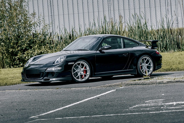 Фото дисков Bola FP2 Сатиновый лак на Porsche 911 VI