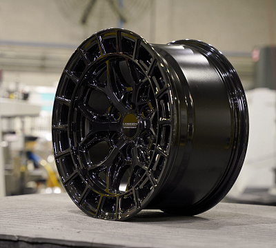Vossen HFX-1 (6-Lug)