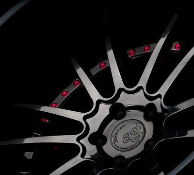 Avant Garde SR8