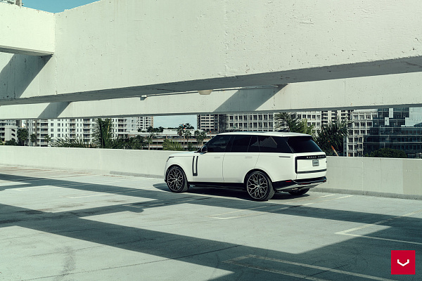 Фото дисков Vossen HF-2 Алмазная проточка на Land Rover Range Rover V