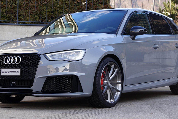 Фото дисков HRE P104 Глянцевый тонированный лак на Audi A/S/RS 3 (8V)