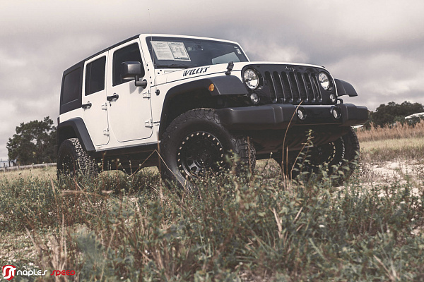 Фото дисков Black Rhino PRIMM Черный сатин на Jeep Wrangler III (JK)