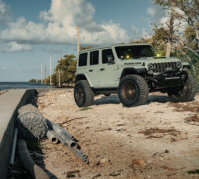 Фото дисков Vossen LCX-03 на Jeep Wrangler IV (JL)