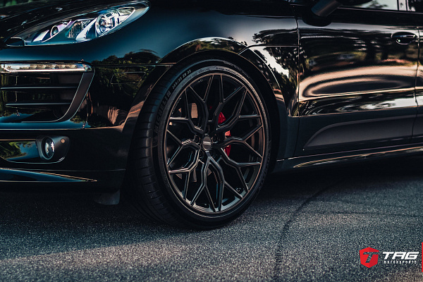 Фото дисков Vossen HF-2 Черный сатин на Porsche Macan I