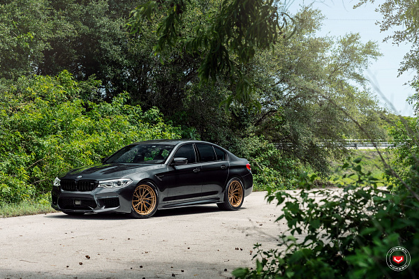 Фото дисков Vossen M-X4T (3-Piece) Глянцевая темная медь на BMW 5/M5 (G30/F90)