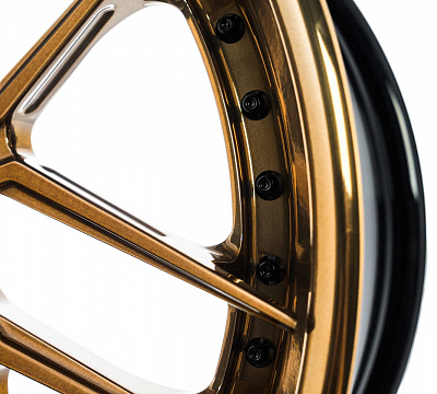 ADV.1 ADV7R Track Spec CS