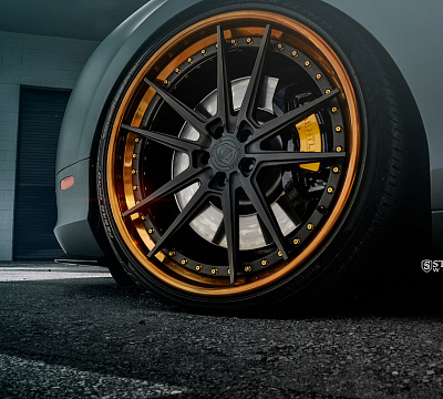 Фото дисков Strasse Wheels SV1 Deep Concave FS на Bentley Continental GT I