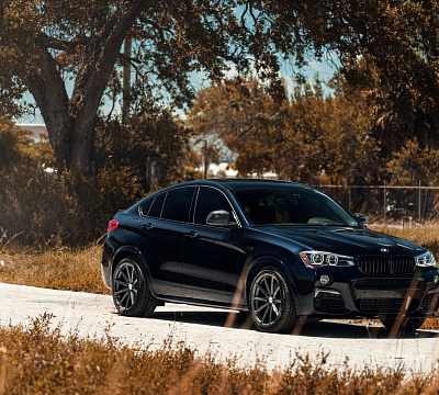 Фото дисков Vossen VFS-10 на BMW X4 (F26)