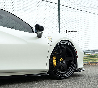 Фото дисков 1886 Wheels S005 на Ferrari F8