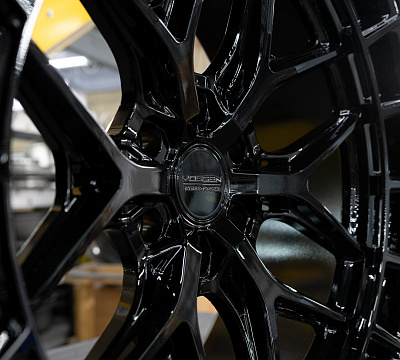 Vossen HFX-1 (6-Lug)