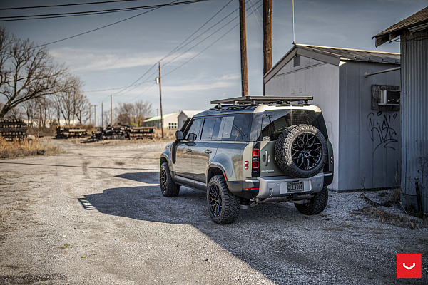 Фото дисков Vossen HF-2 Черный глянец на Land Rover Defender II