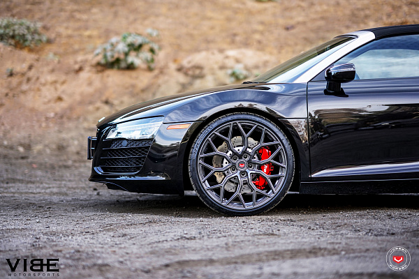 Фото дисков Vossen S17-01 Глянцевый графит на Audi R8 (Typ 42)
