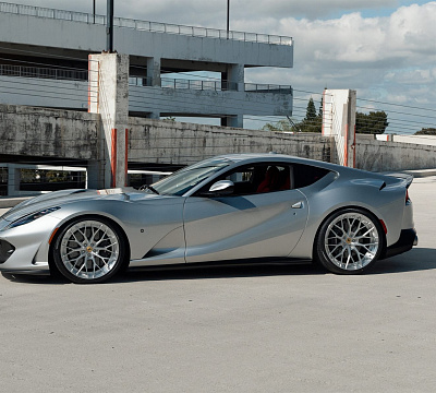 Фото дисков Anrky AN20 на Ferrari 812