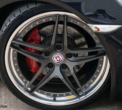 Фото дисков HRE S107 на Porsche 911 VII