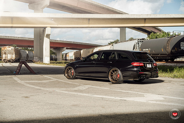 Фото дисков Vossen M-X2 Сатиновая бронза на Mercedes-Benz E-Class (W213, S213, C238)