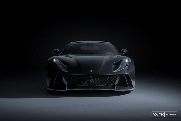 Фото дисков NOVITEC NF11 Черный глянец на Ferrari 812