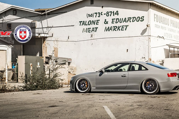 Фото дисков HRE 300 Другой цвет на Audi A/S/RS 5 (8T)